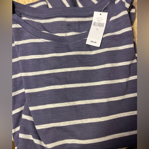 Banana Republic Malibu Tee purple/white stripes flare cuff size S - Picture 9 of 10